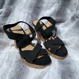 Black and cork wedge sandals | Chinese Laundry